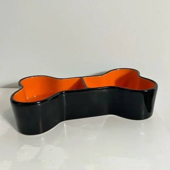 Rae Dunn Halloween “Bone Appetit” Ceramic Dog Dish - Picture 2 of 4